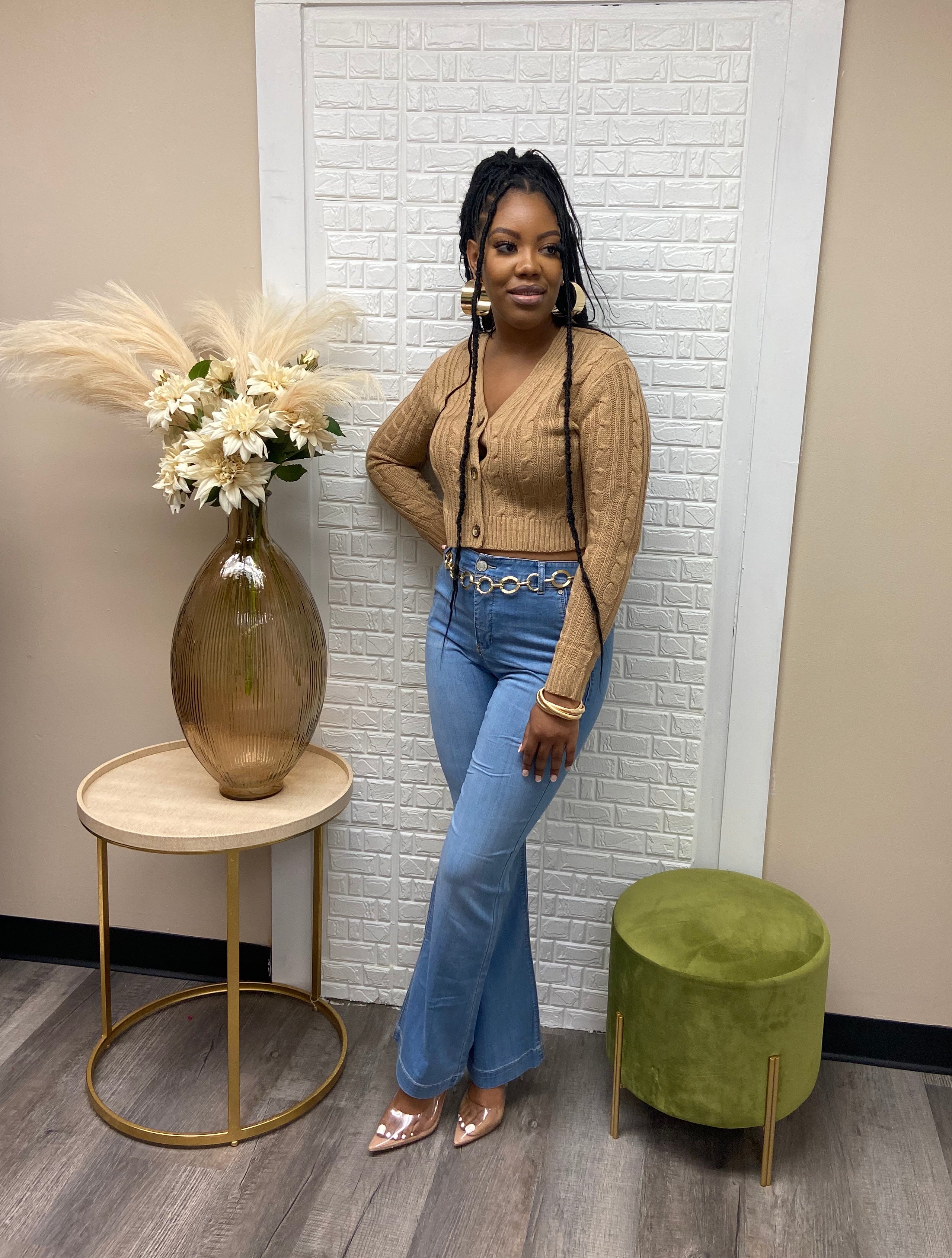 Nude knit crop top cardigan  image 3