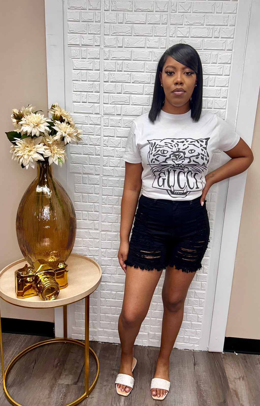 Tiger print graphic tshirt image 0