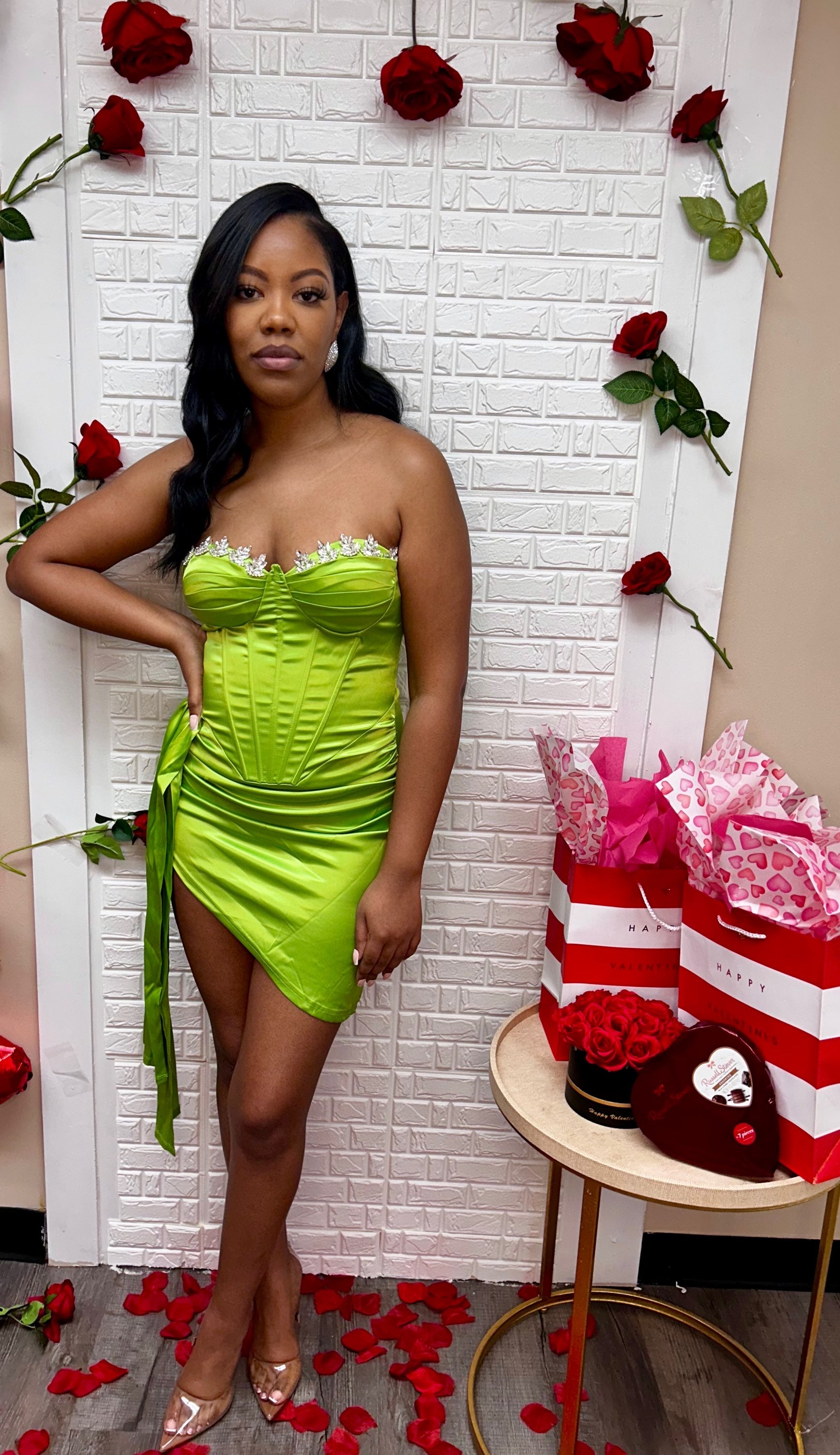 Her lime bday dress image 3