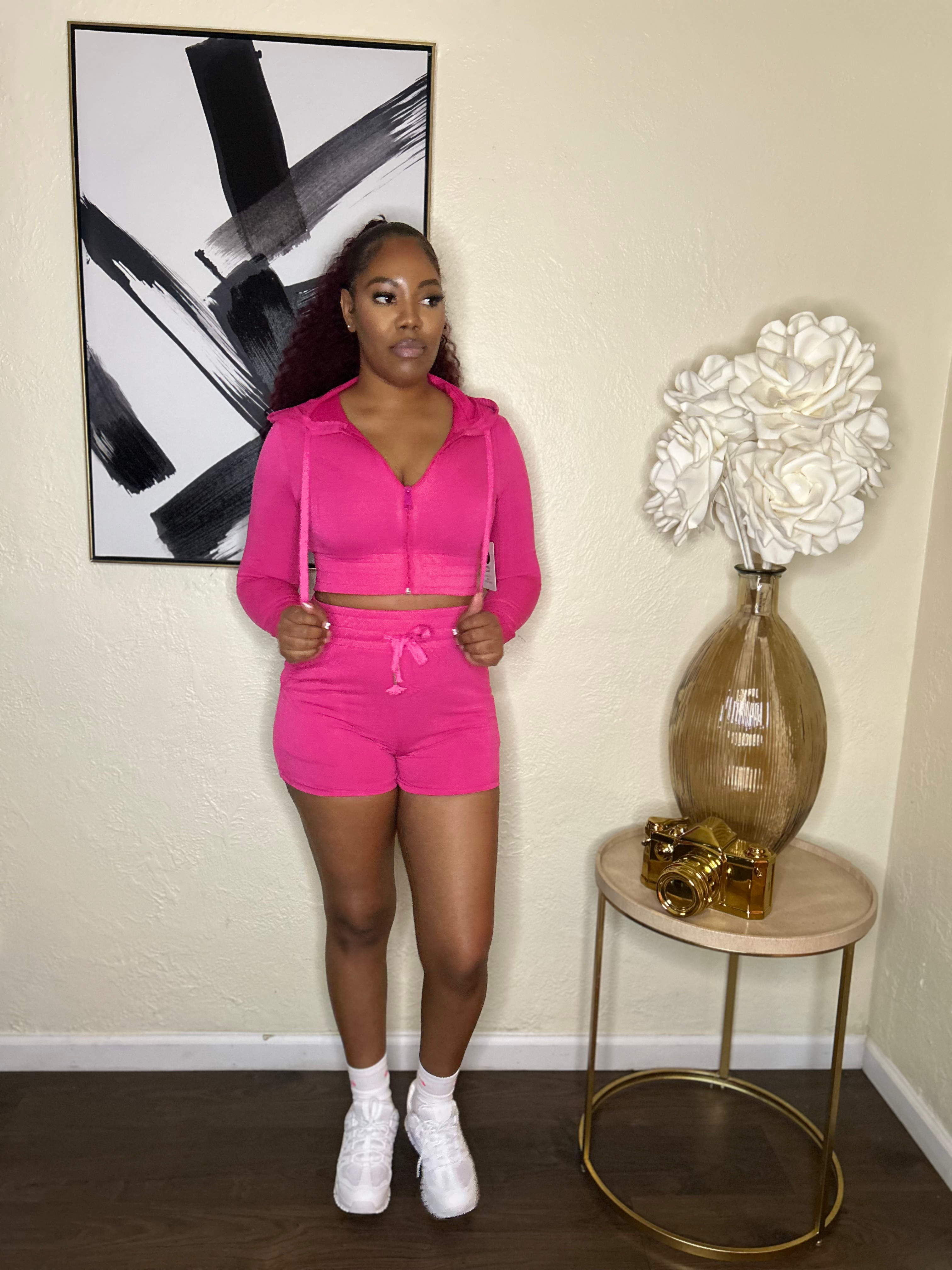 Cutie on chill set image 1