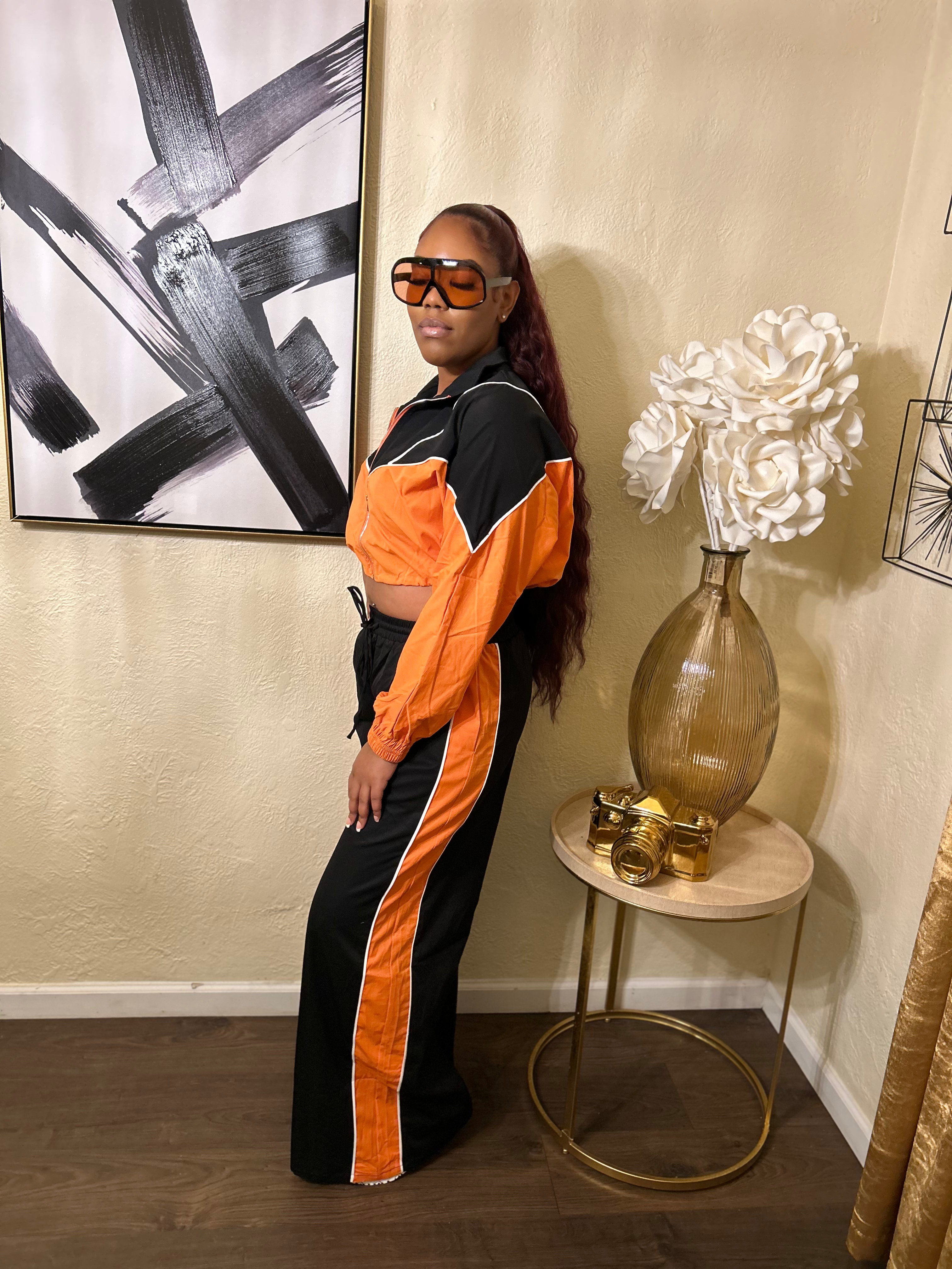 Chrissy set image 1