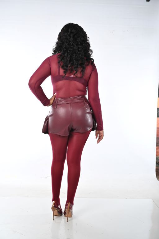 BURGUNDY PLEATED FAUX BELTED SKIRT